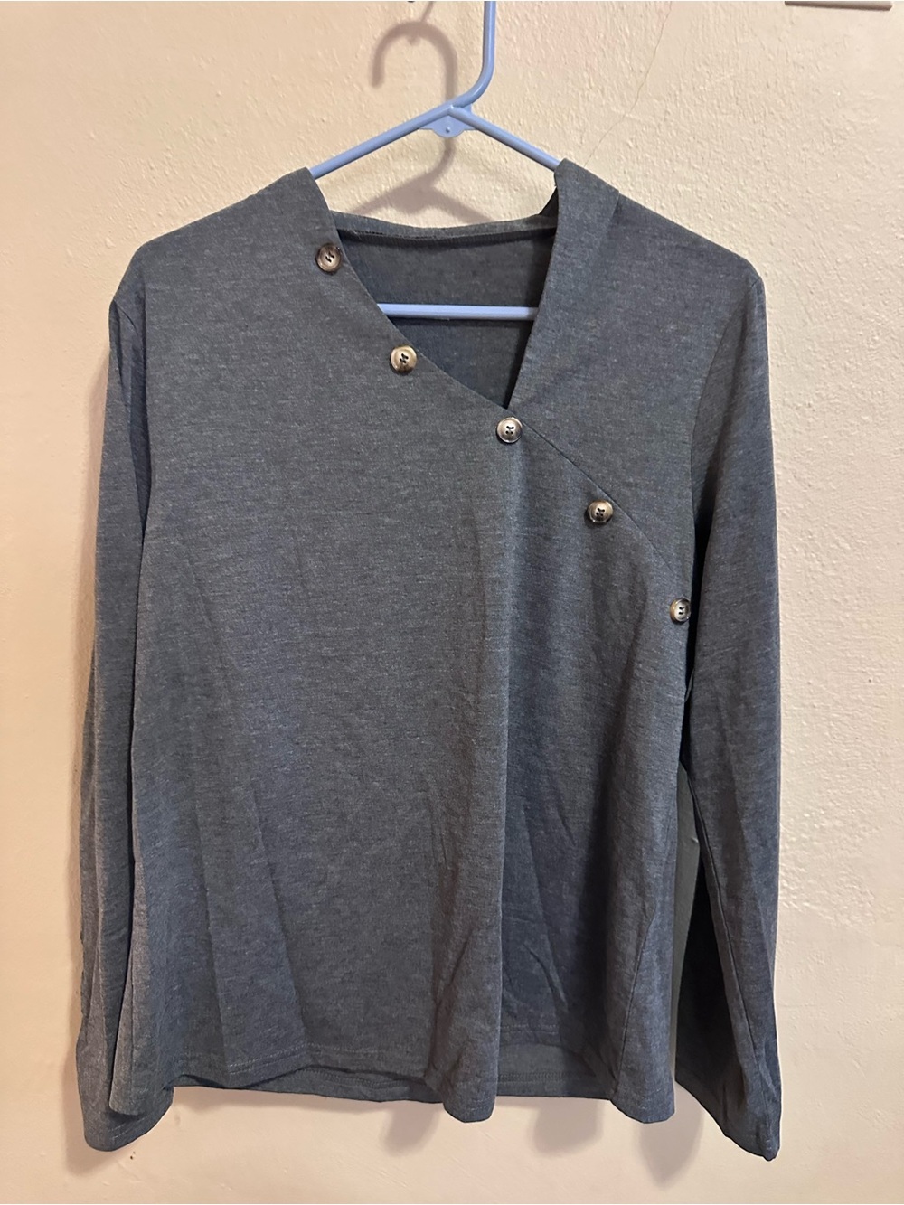 Gray Button-Trim Long Sleeve Shirt
